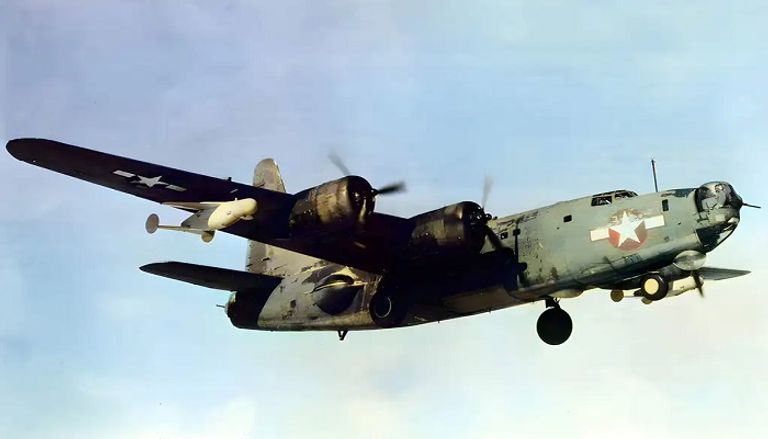قاذفة من طراز B-24 Liberator