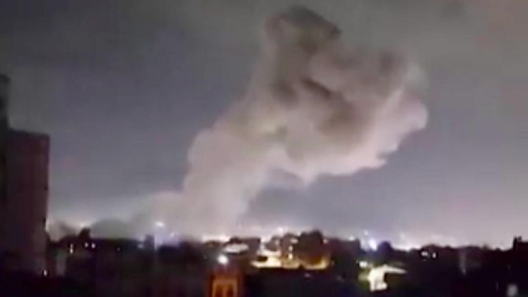 شارع في حي الجراف بصنعاء - أرشيفية