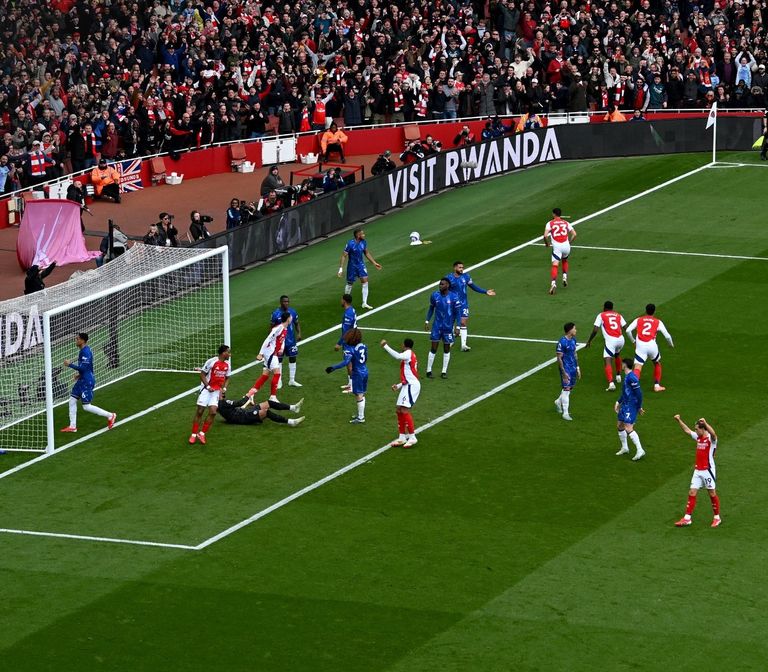 أرسنال وتشيلسي أرسنال يحسم ديربي لندن بسلاح الركنيات