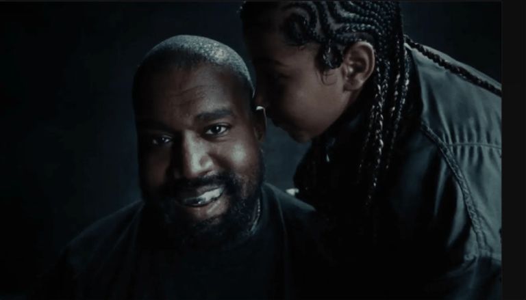 ظهور نورث في أغنية كانييه يثير غضب كيم كارداشيان ظهور نورث في أغنية كانييه يثير غضب كيم كارداشيان