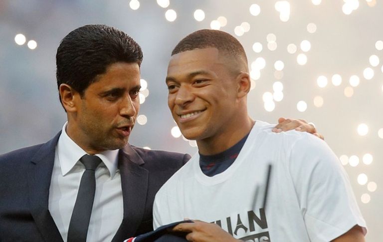 كيليان مبابي وناصر الخليفي