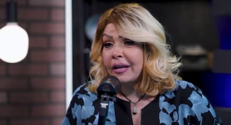 الفنانة روجينا