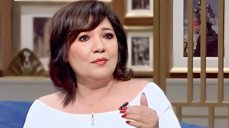 الفنانة روجينا