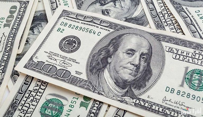 عملات ورقية فئة 100 دولار