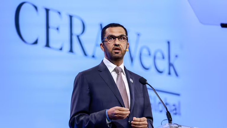 الدكتور سلطان أحمد الجابر نائب الرئيس الأمريكي جي دي فانس