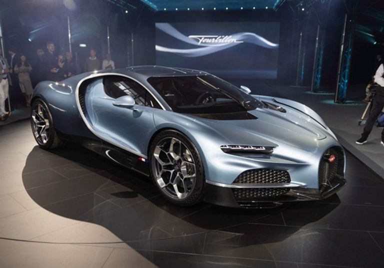 سيارة إيرلينغ هالاند النرويجي إيرلينغ هالاند