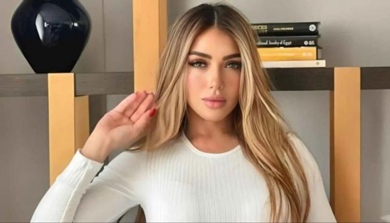 سارة سلامة ووالدها