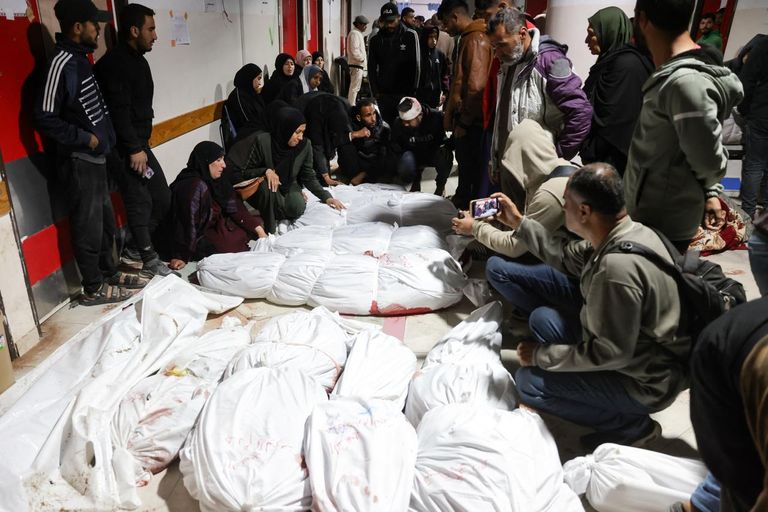 أطفال غزة يعانون في الحرب