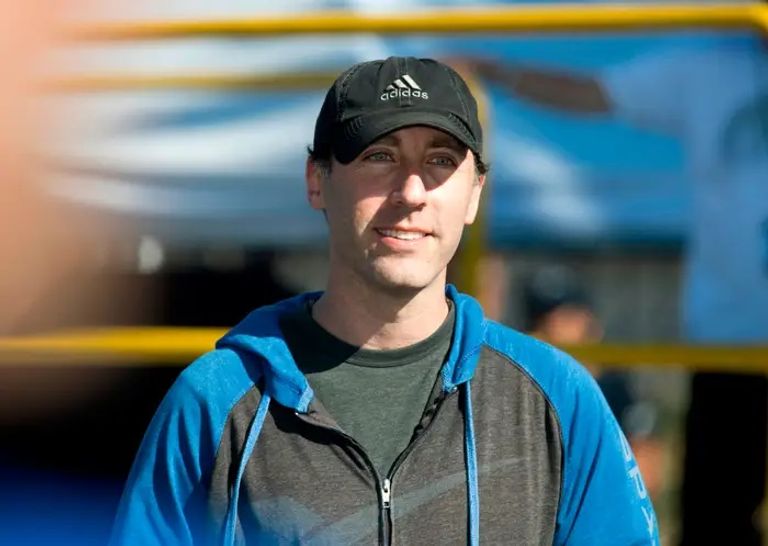 ستيف ديفيس إيلون ماسك وستيف ديفيس