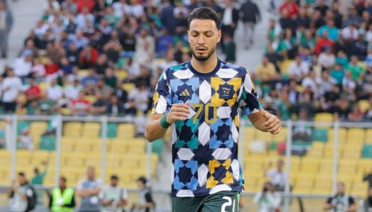 بن سبعيني مدافع منتخب الجزائر