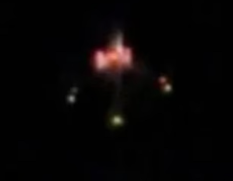 أحد الأجسام الغامضة التي ظهرت في سماء فلوريدا