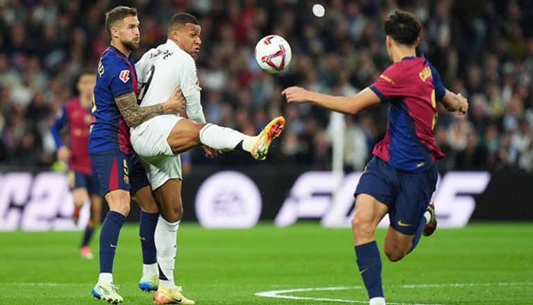 برشلونة وريال مدريد تايلور سويفت