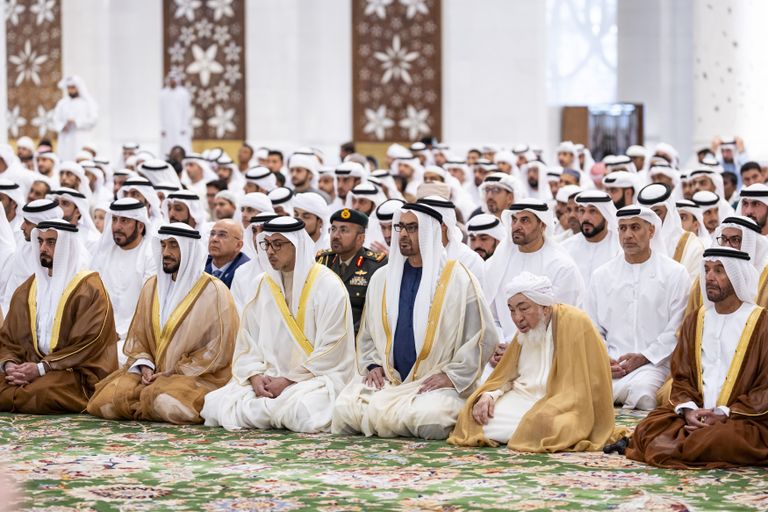 الشيخ محمد بن زايد آل نهيان خلال صلاة العيد