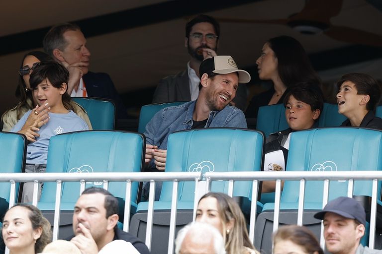 ليونيل ميسي ليونيل ميسي ونوفاك ديوكوفيتش