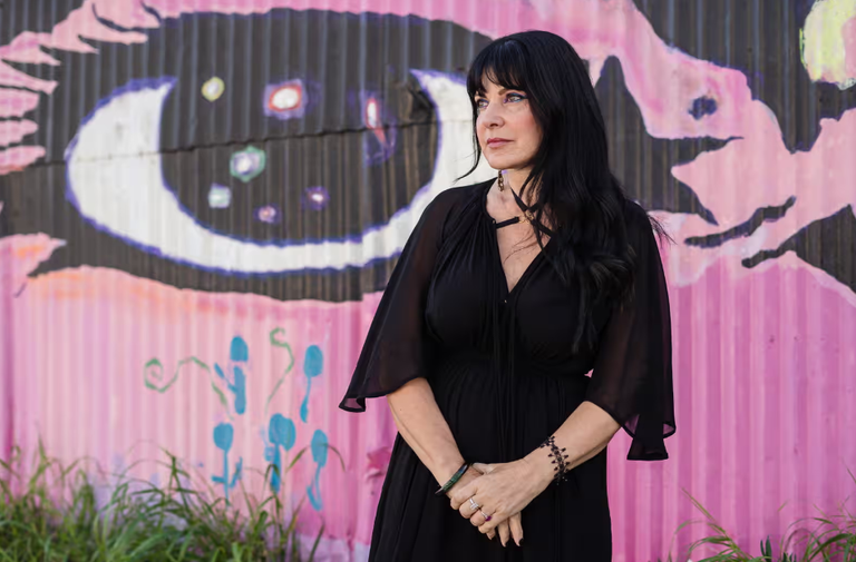 الفنانة الأسترالية كونشيتا أنتيكو