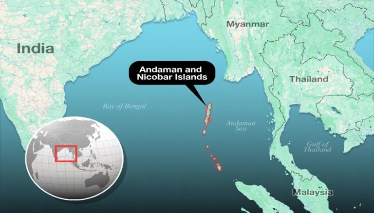 سائح أمريكي يزور القبيلة الأكثر عزلة في العالم سائح أمريكي يزور القبيلة الأكثر عزلة في العالم