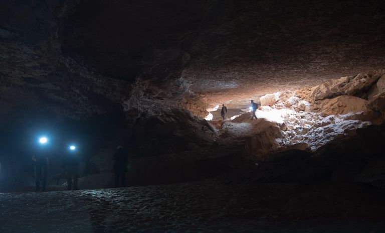 صورة تُبرز التكوينات الصخرية المدهشة