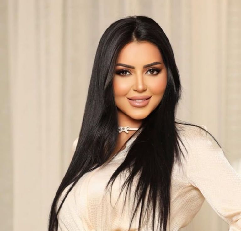 إيناس النجار