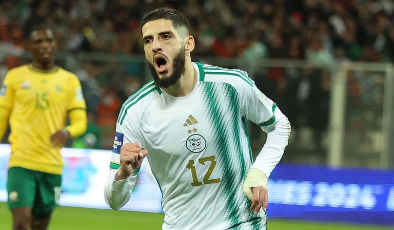 ياسين بنزية نجم الجزائر محرز وبن رحمة