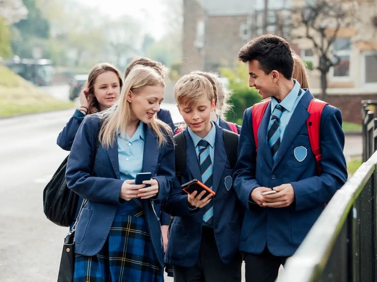 مدرسة - تعبيرية