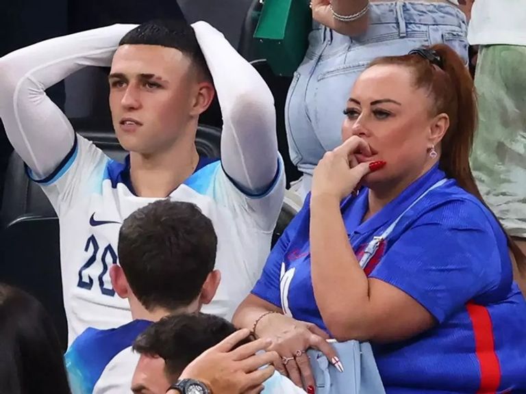 فيل فودين فيل فودين ووالدته