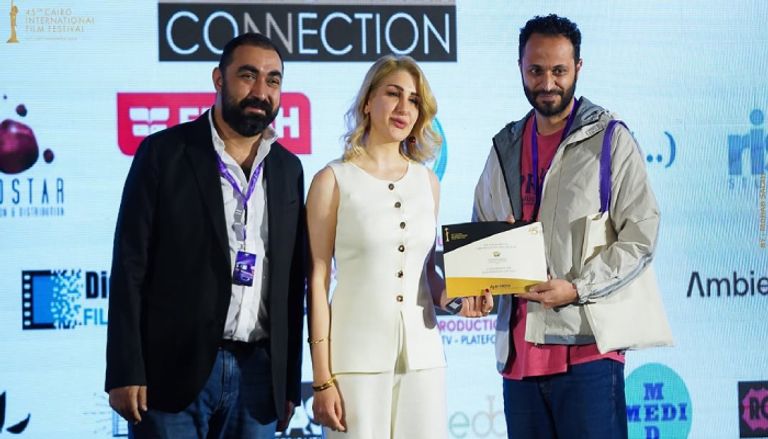 عين حارة يمثل القاهرة السينمائي بمهرجان كان عين حارة يمثل القاهرة السينمائي بمهرجان كان