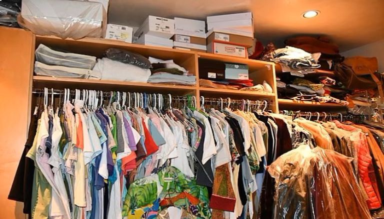 اكتشاف مأساوي في منزل جين هاكمان اكتشاف مأساوي في منزل جين هاكمان