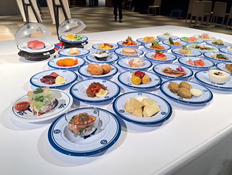 وجبات مطعم كورا سوشي في إكسبو أوساكا