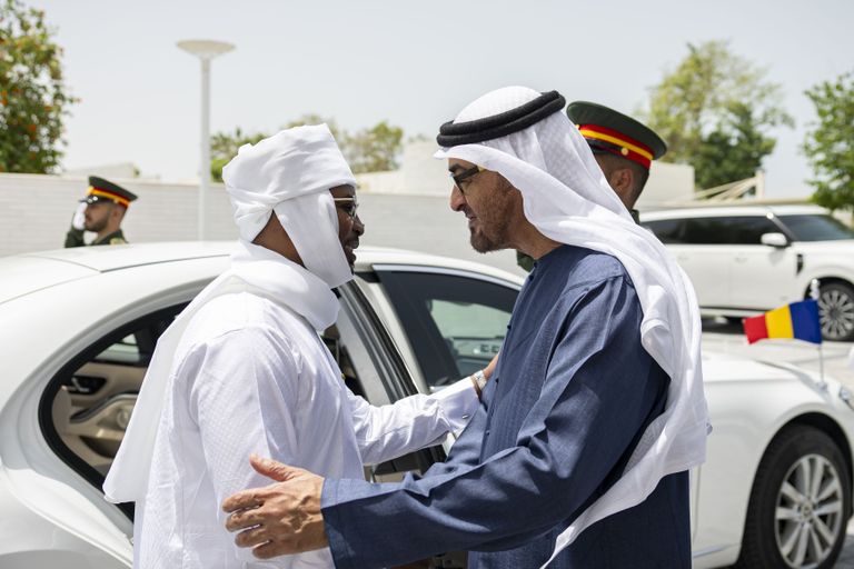 الشيخ محمد بن زايد آل نهيان يستقبل رئيس تشاد