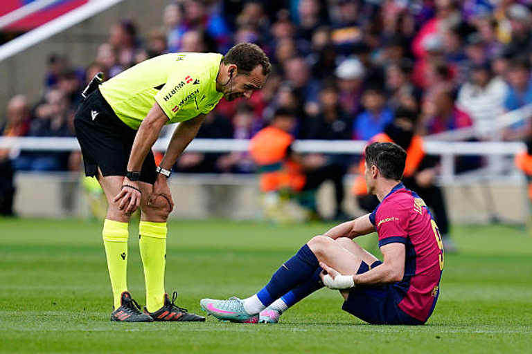 إصابة روبرت ليفاندوفسكي