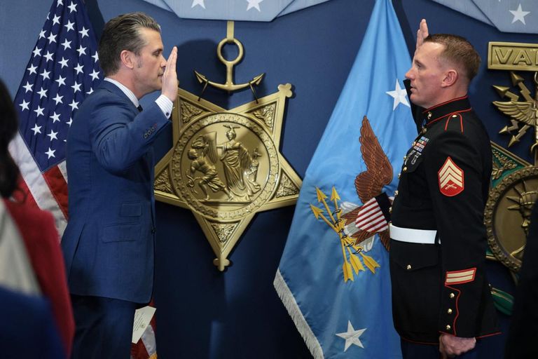 وزير الدفاع الأمريكي