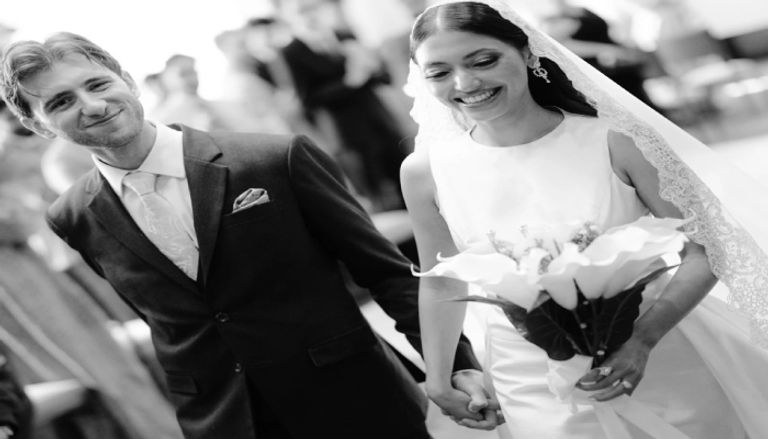 مي الغيطي تحتفل بزفافها في أجواء عائلية هادئة مي الغيطي تحتفل بزفافها في أجواء عائلية هادئة