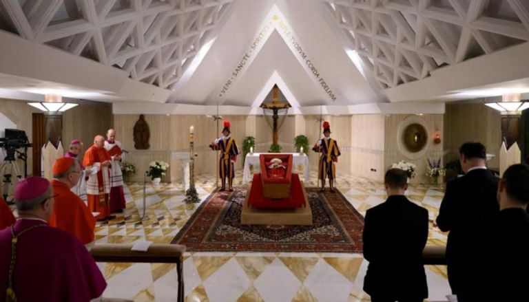 الأمير ويليام يمثل الملك تشارلز في جنازة البابا فرنسيس