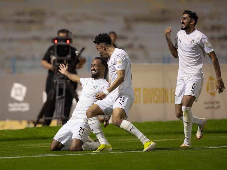 نيوم نيوم يفوز على العربي