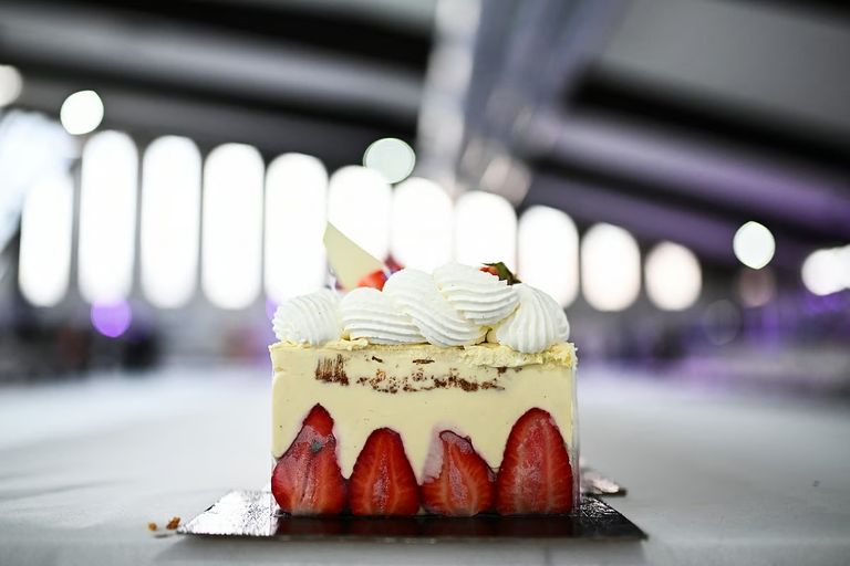 أطول كعكة في العالم