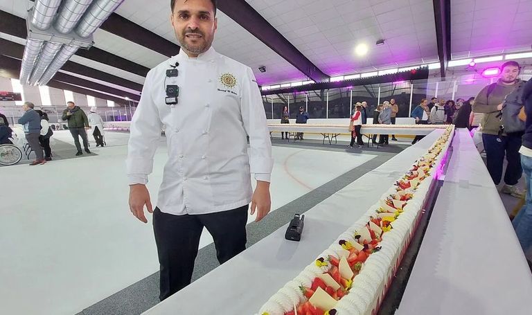 أطول كعكة في العالم