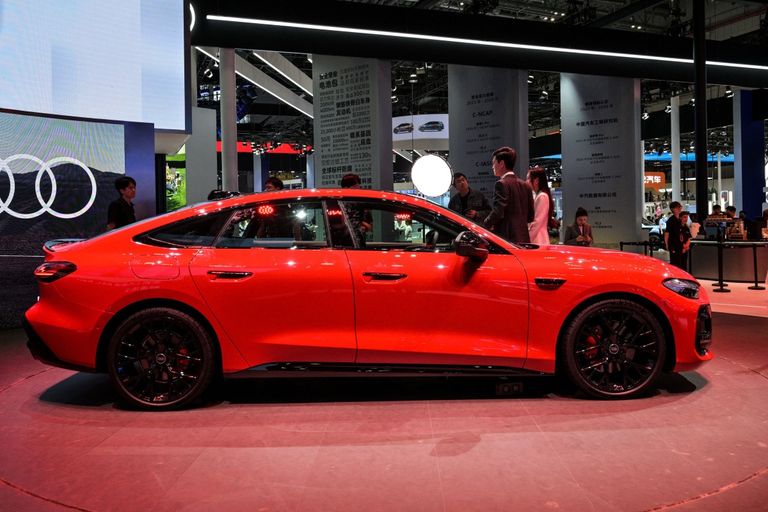 معرض شنغهاي للسيارات - أ ف ب معرض شنغهاي للسيارات - أ ف ب