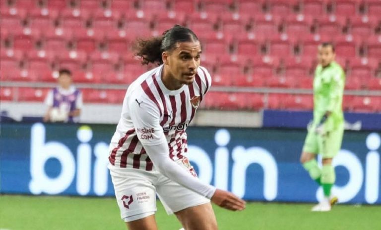 مهدي بوجمعة فلاديمير بيتكوفيتش مدرب منتخب الجزائر