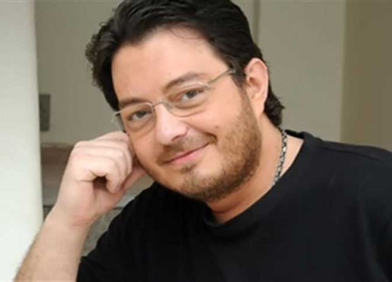 النجم المصري أحمد زاهر 