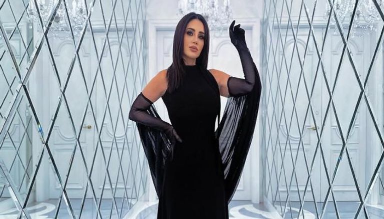 ديانا حداد ترحب بنادين لبكي بدلا من نادين نجيم
