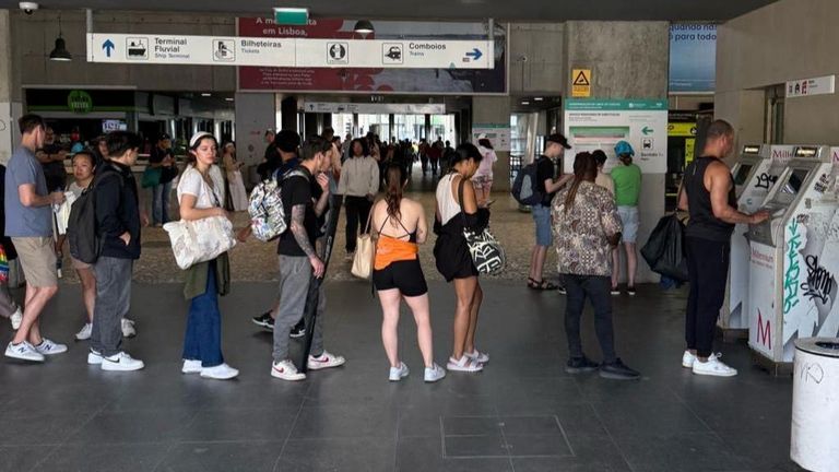 انقطاع كبير للتيار الكهربائي يضرب إسبانيا والبرتغال