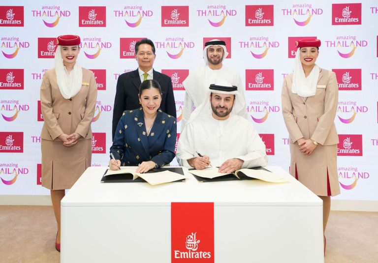 طيران الإمارات توقع مذكرات تفاهم جديدة مع 8 هيئات سياحية