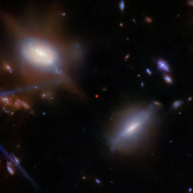 المجرة JADES-GS-z13-1، والتي رُصدت بعد 330 مليون سنة من الانفجار العظيم