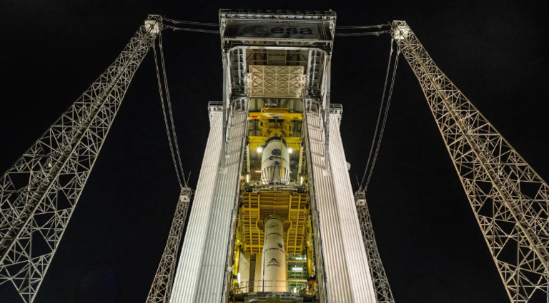 إطلاق القمر الاصطناعي "بيوماس"