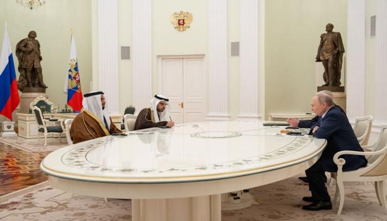 الرئيس الروسي يستقبل الفريق الشيخ سيف بن زايد آل نهيان
