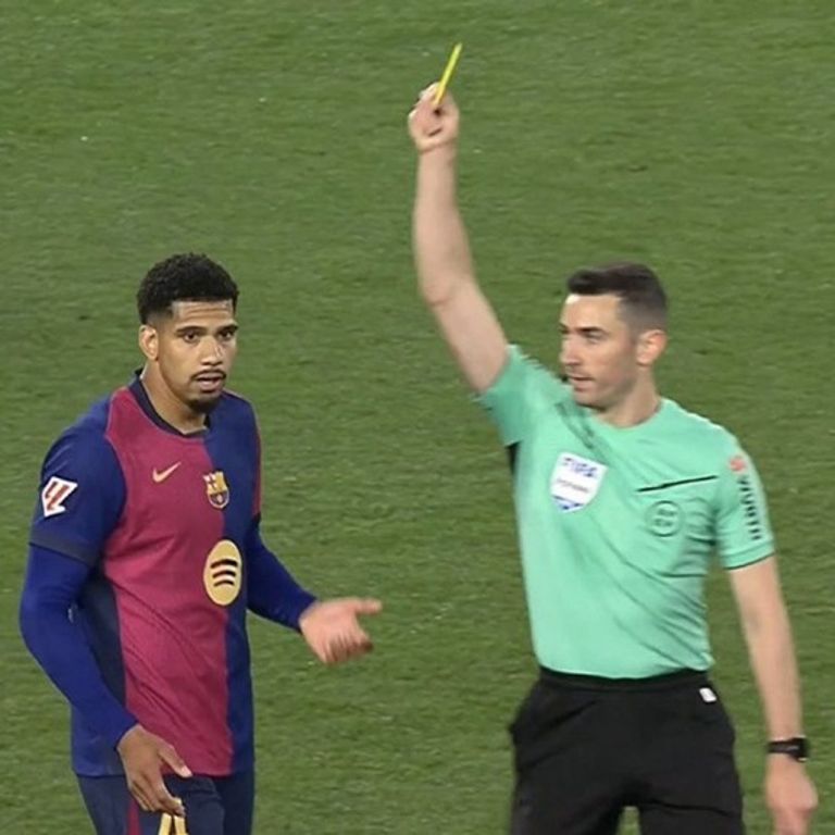 رونالد أراوخو الأوروغواياني رونالد أراوخو