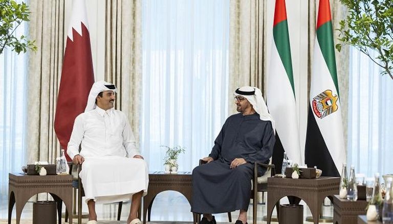 الشيخ محمد بن زايد آل نهيان مع أمير قطر