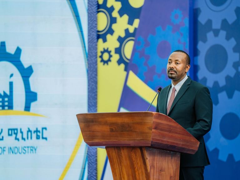 رئيس الوزراء الإثيوبي صنع في إثيوبيا