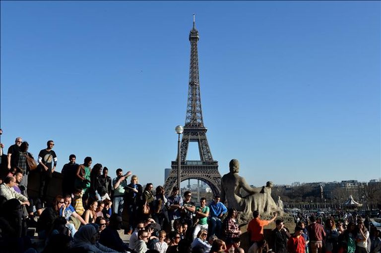 العلم الفرنسي- أرشيفية