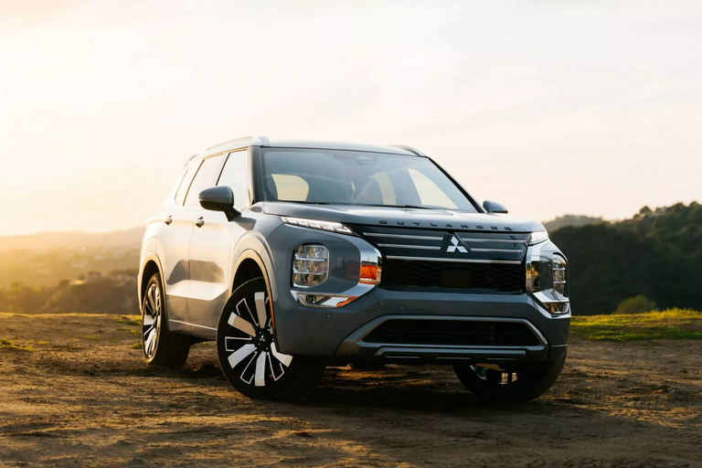 ميتسوبيشي وفوكسكون تتعاونان لإنتاج سيارة كهربائية جديدة بحلول 2026 سيارة ميتسوبيشي - تعبيرية